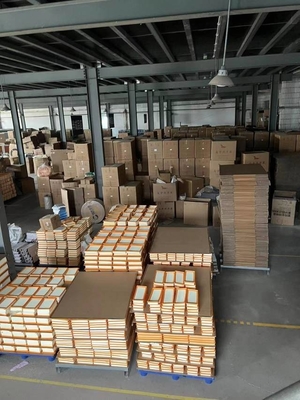 OE 7L012962 P611696 P616056 เครื่องกรองอากาศรถยนต์สําหรับ Land Rover 2.4 วัสดุ PU ประจําการ