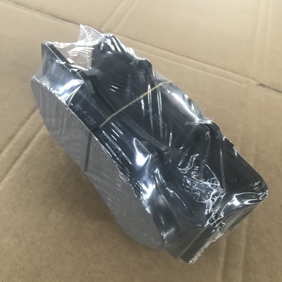 บริการ OEM จําหน่ายแผ่นเบรคเซรามิกสําหรับ HIGHLANDER JPP D1567 Toyota